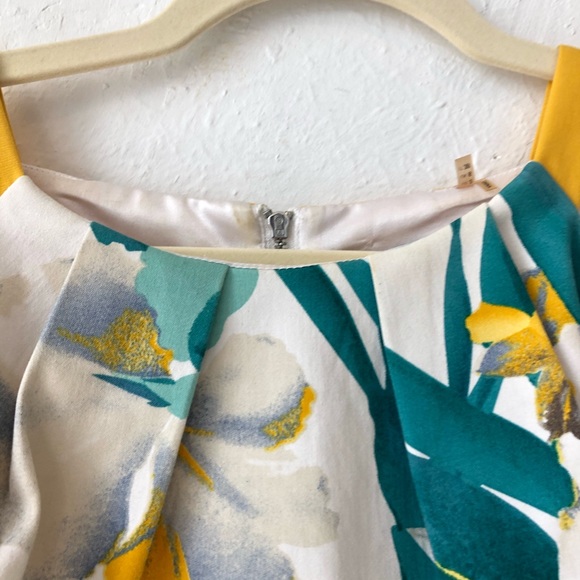 Tahari casual sun dress sleeveless size is 2 - Picture 7 of 16